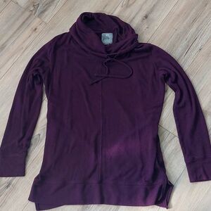 Aerie Medium Long Sleeve Turtleneck w/Pockets